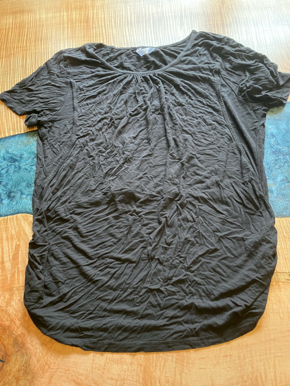 Ekouaer nursing shirt